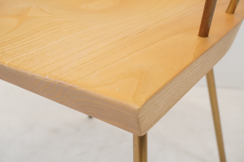 BassamFellows Spindle Chair Eiche Messing - Designklassiker