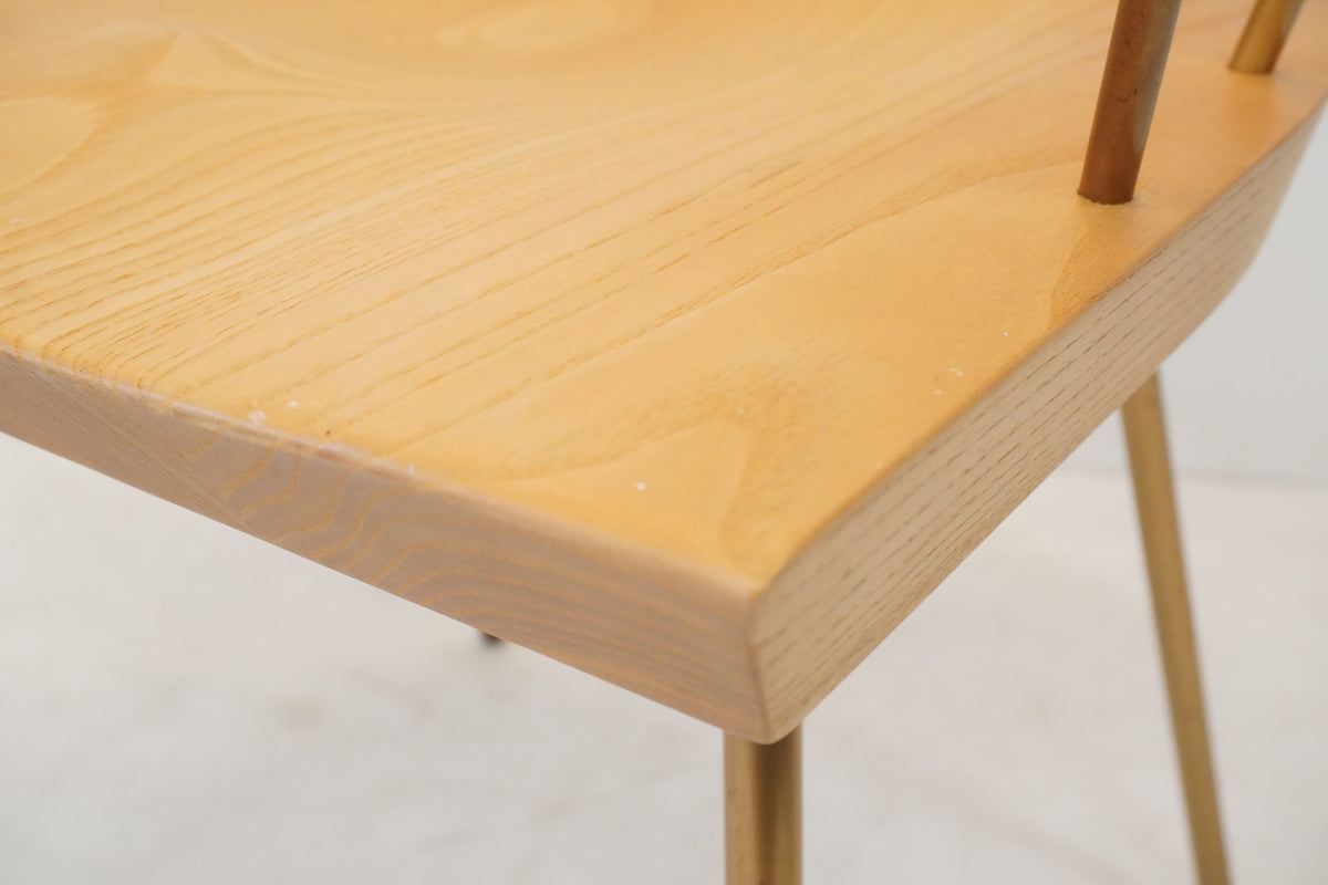 BassamFellows Spindle Chair Eiche Messing - Designklassiker