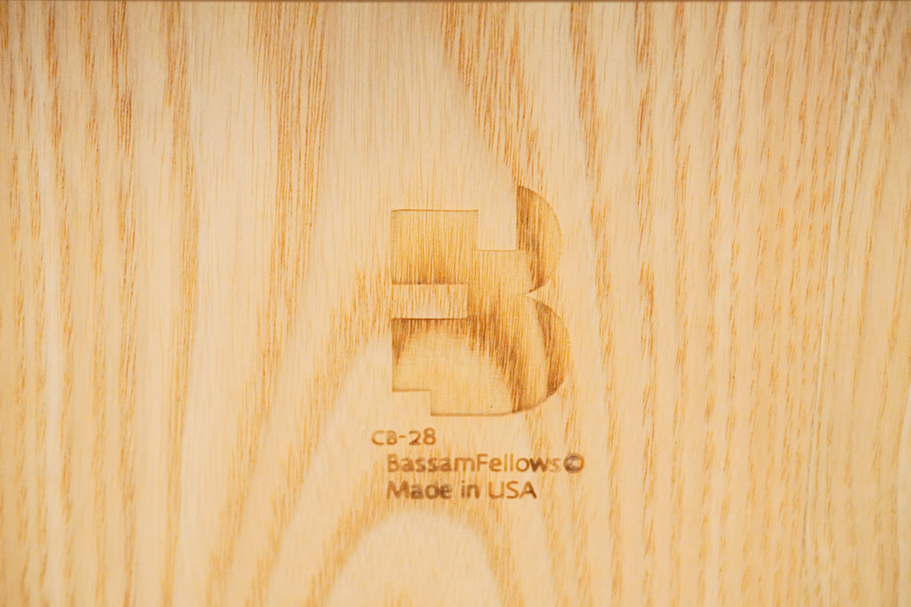BassamFellows Spindle Chair Eiche Messing - Designklassiker