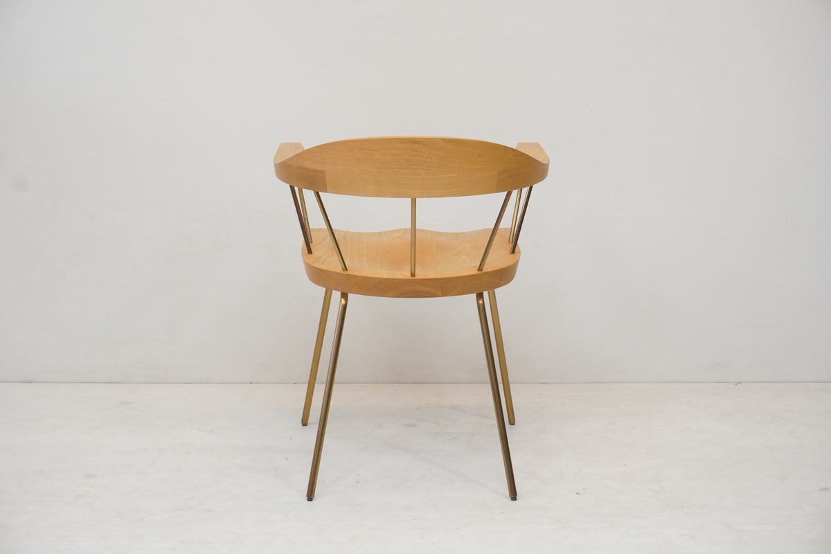 BassamFellows Spindle Chair Eiche Messing - Designklassiker