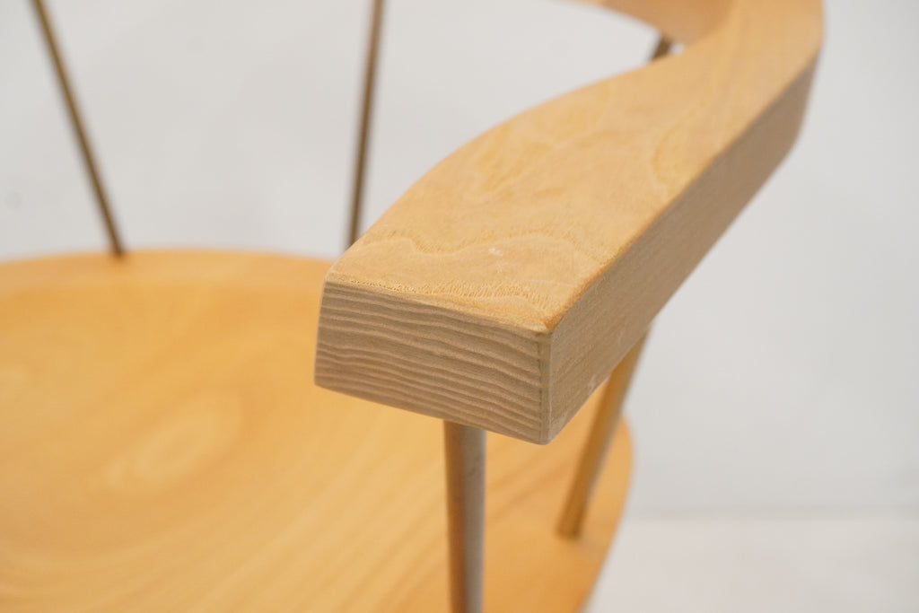 BassamFellows Spindle Chair Eiche Messing - Designklassiker