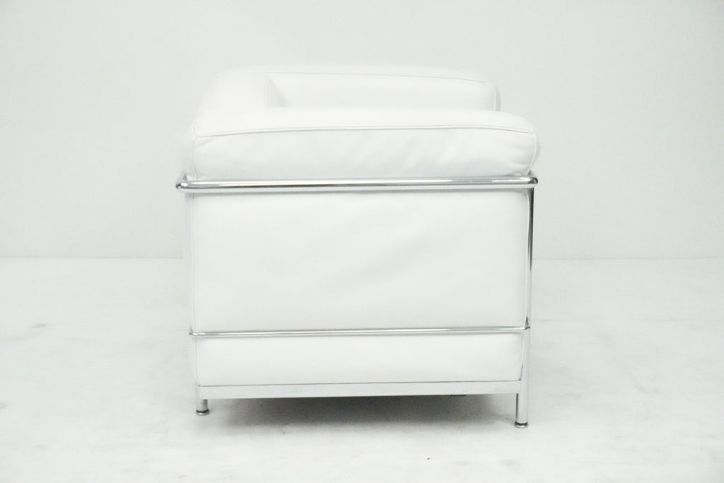 Cassina LC2 Sessel Le Corbusier Leder weiss