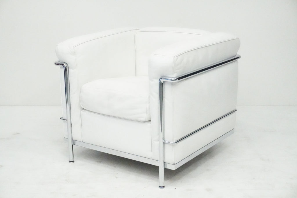 Cassina LC2 Sessel Le Corbusier Leder weiss