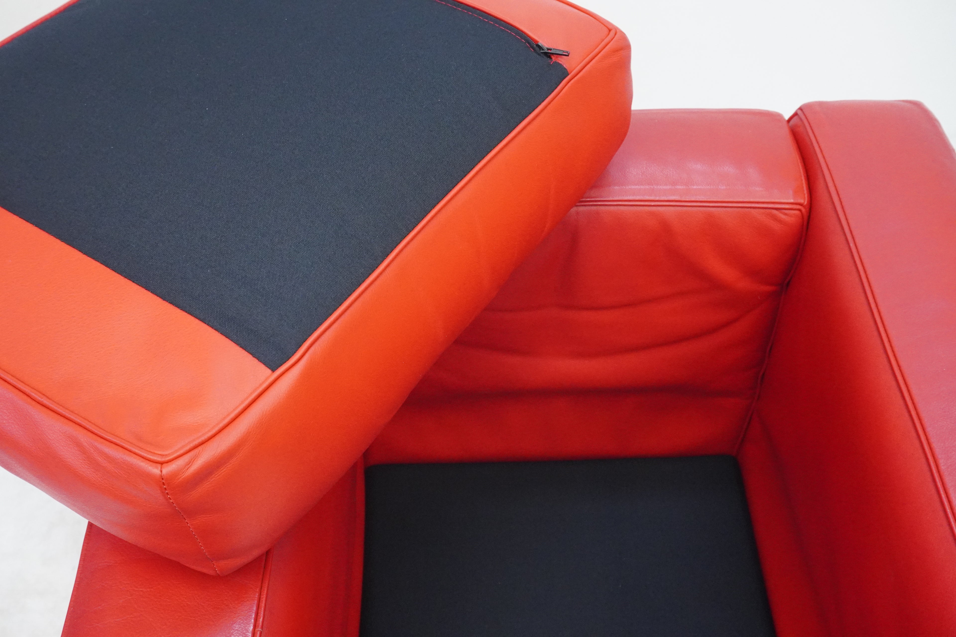 Cassina LC2 Sessel Le Corbusier Leder rot