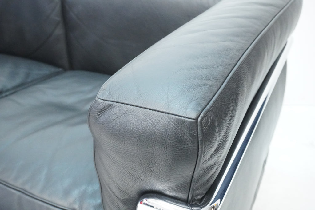 Cassina LC2 2er Sofa Le Corbusier Leder schwarz