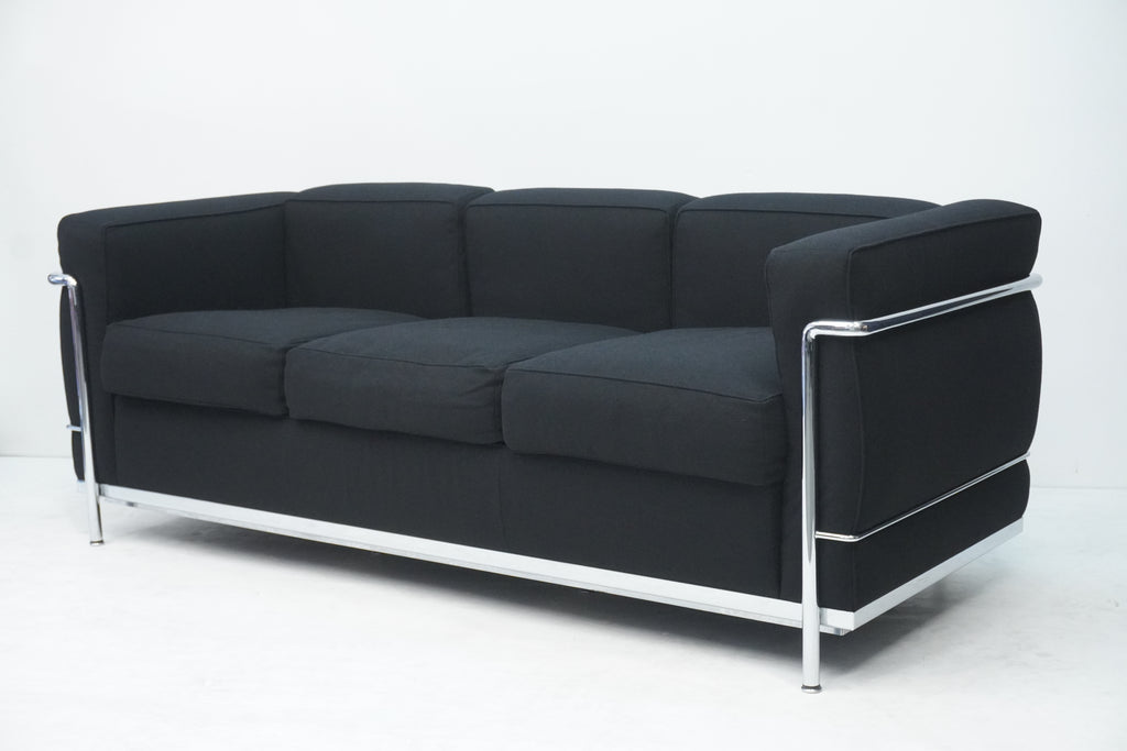 Cassina LC2 3er Sofa Le Corbusier Stoff schwarz