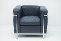 Cassina LC2 Sessel Le Corbusier Leder dunkelblau