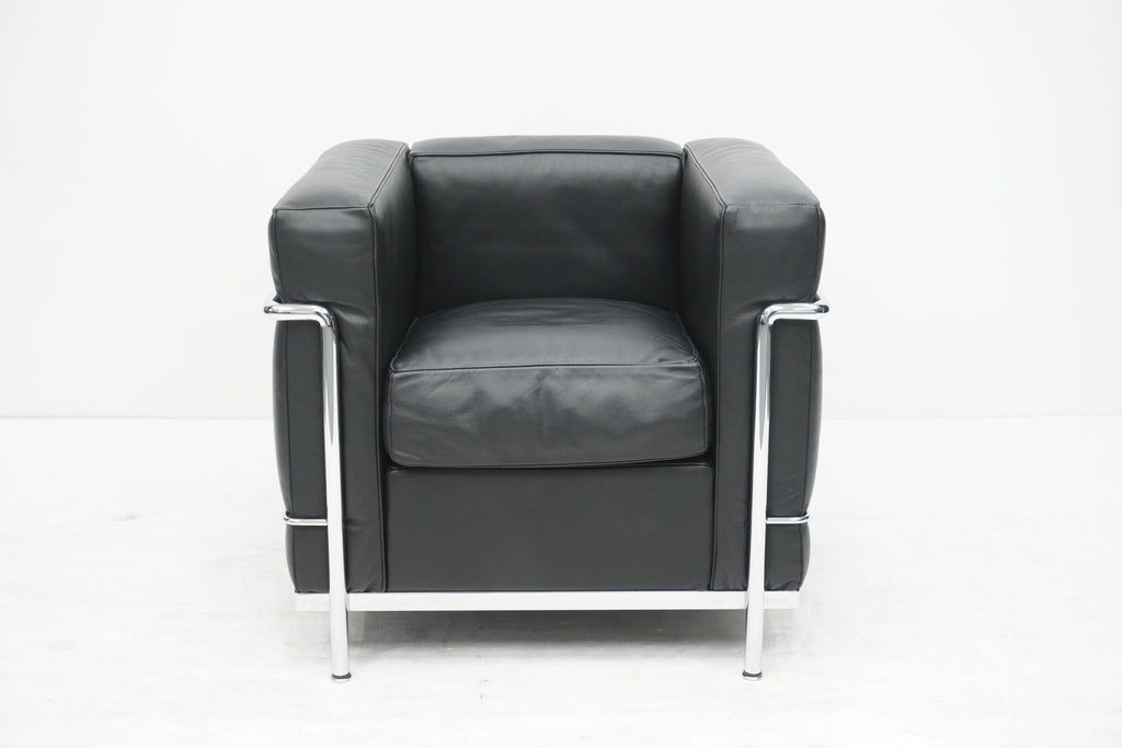 Cassina LC2 Sessel Le Corbusier Leder schwarz