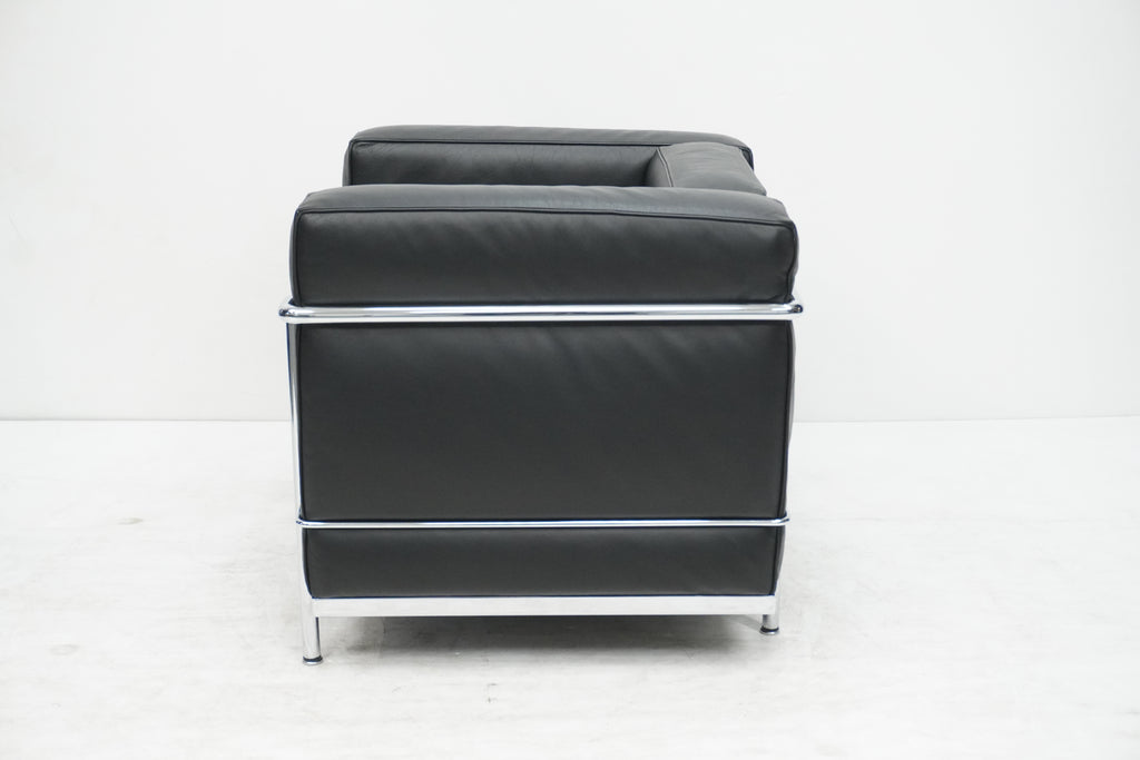 Cassina LC2 Sessel Le Corbusier Leder schwarz