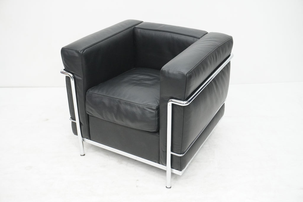 Cassina LC2 Sessel Le Corbusier Leder schwarz