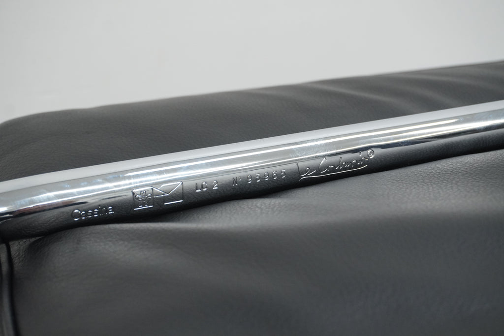 Cassina LC2 Sessel Le Corbusier Leder schwarz