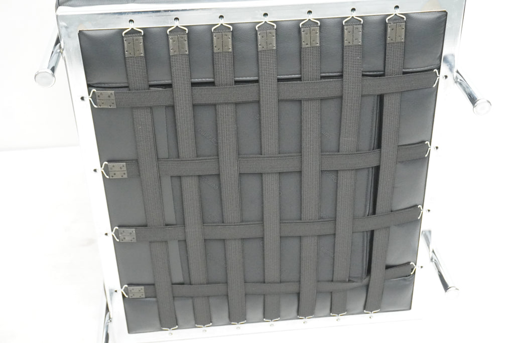 Cassina LC2 Sessel Le Corbusier Leder schwarz