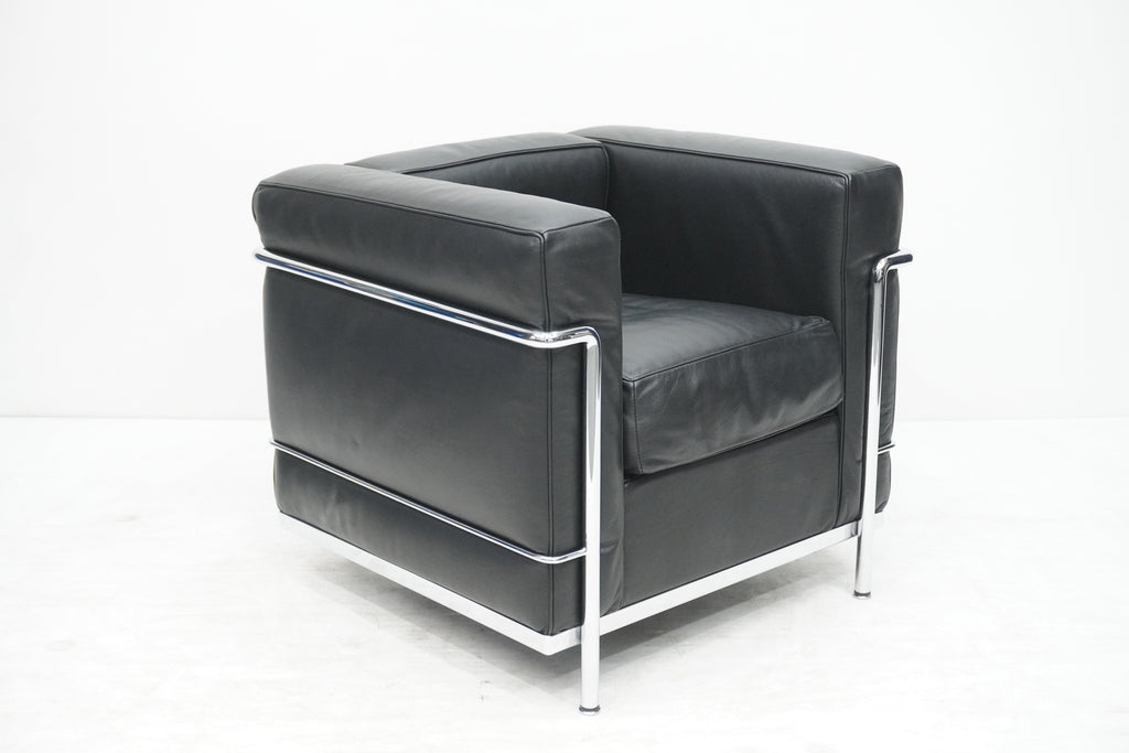 Cassina LC2 Sessel Le Corbusier Leder schwarz