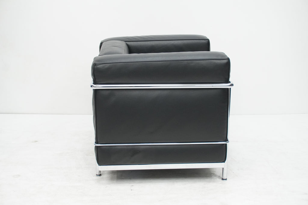Cassina LC2 Sessel Le Corbusier Leder schwarz