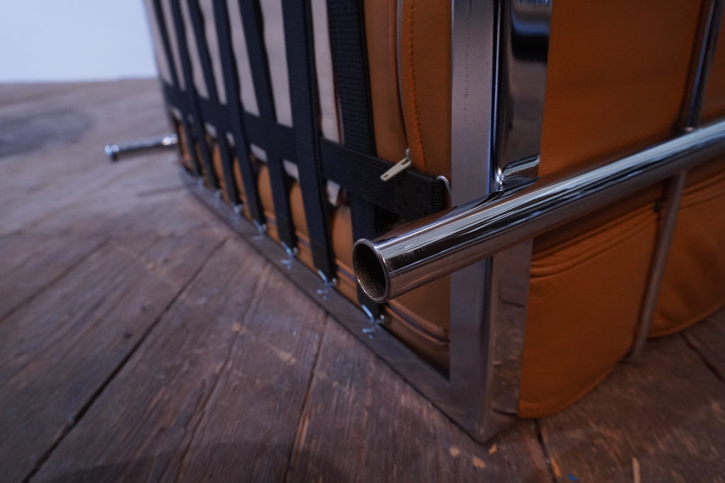 Cassina LC2 Sessel Le Corbusier Leder cognac