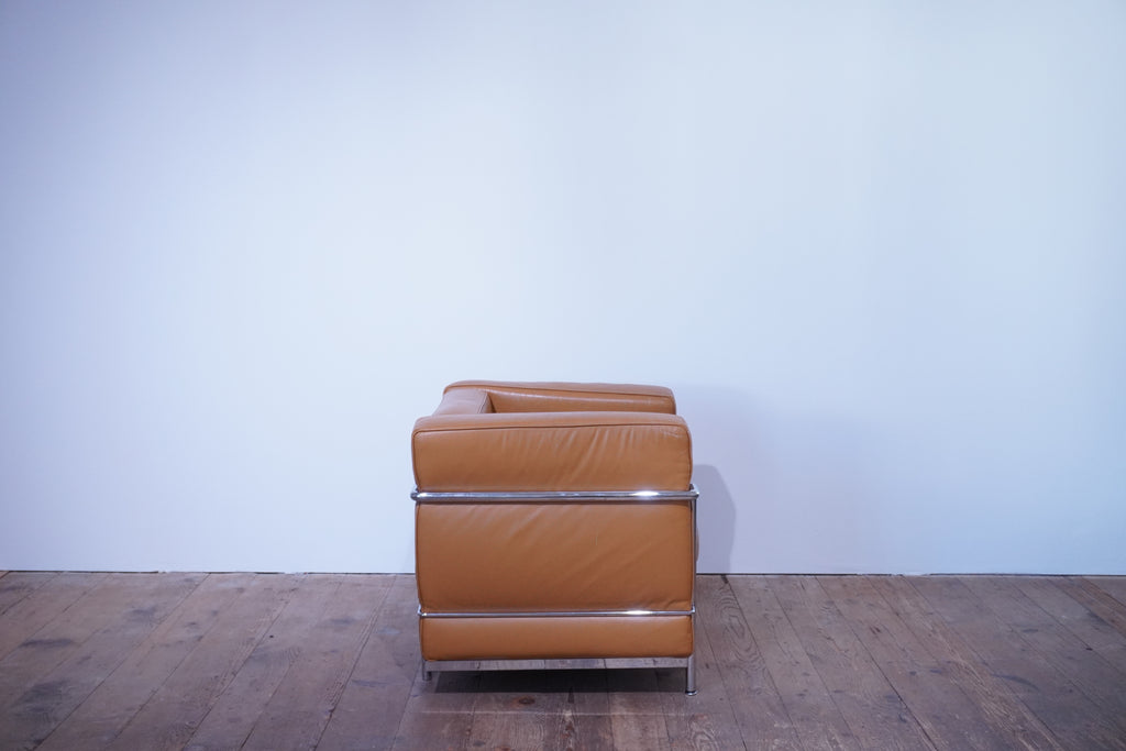 Cassina LC2 Sessel Le Corbusier Leder cognac