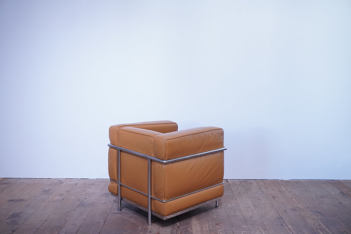 Cassina LC2 Sessel Le Corbusier Leder cognac