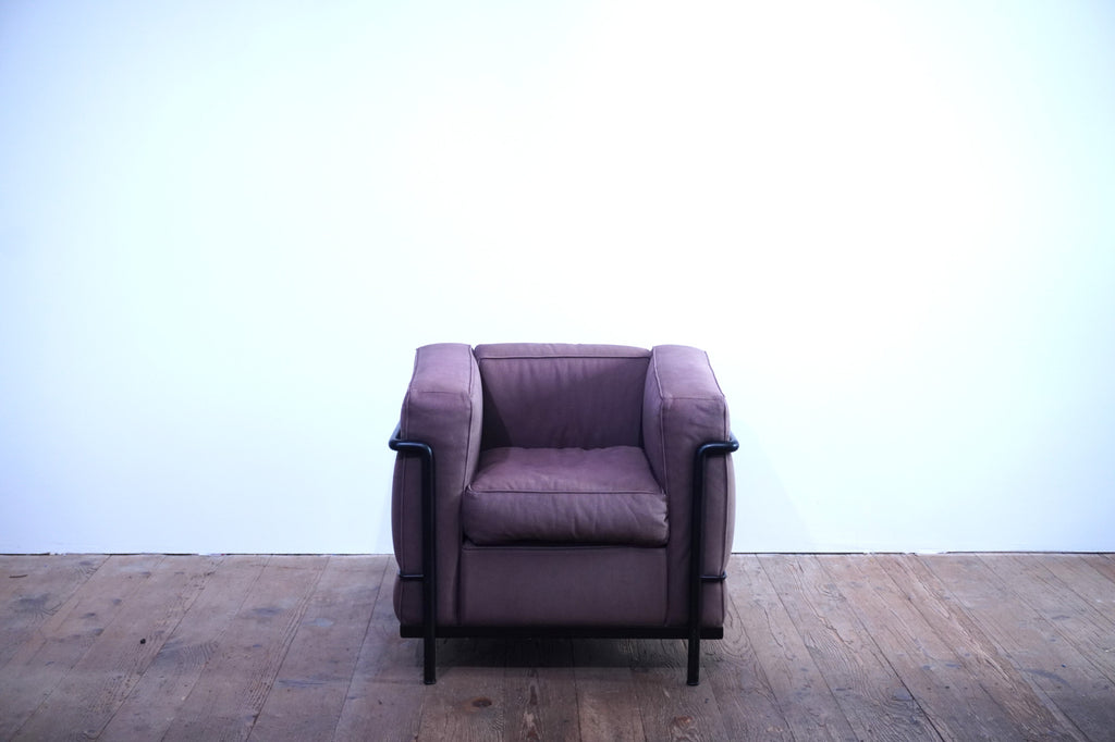 Cassina LC2 Sessel Le Corbusier Leder Stoff braun