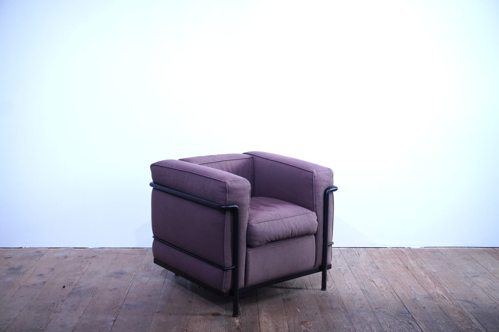 Cassina LC2 Sessel Le Corbusier Leder Stoff braun