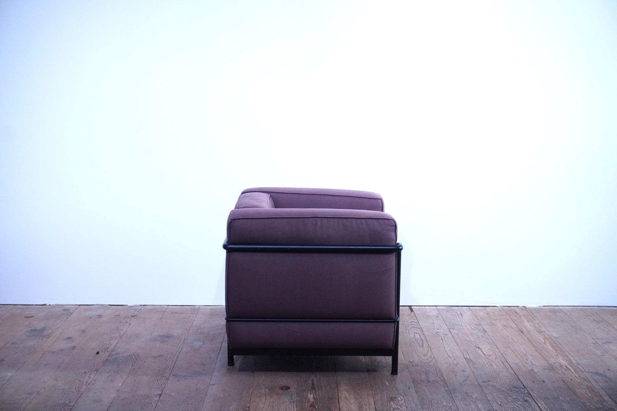 Cassina LC2 Sessel Le Corbusier Leder Stoff braun