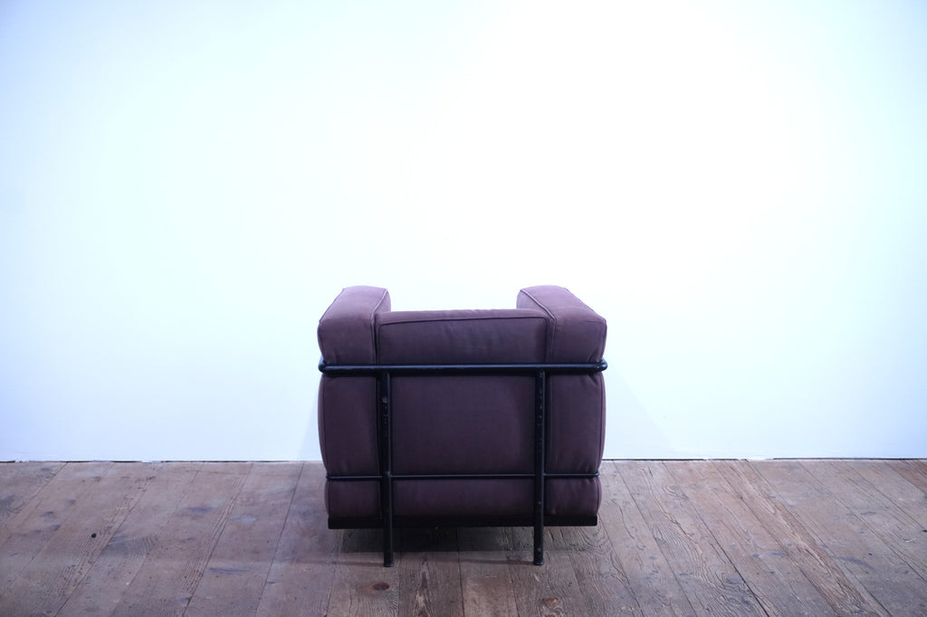 Cassina LC2 Sessel Le Corbusier Leder Stoff braun