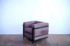 Cassina LC2 Sessel Le Corbusier Leder Stoff braun