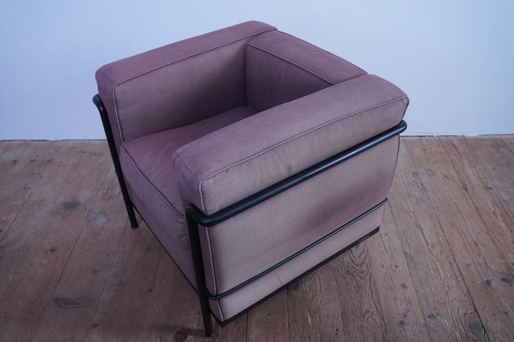 Cassina LC2 Sessel Le Corbusier Leder Stoff braun
