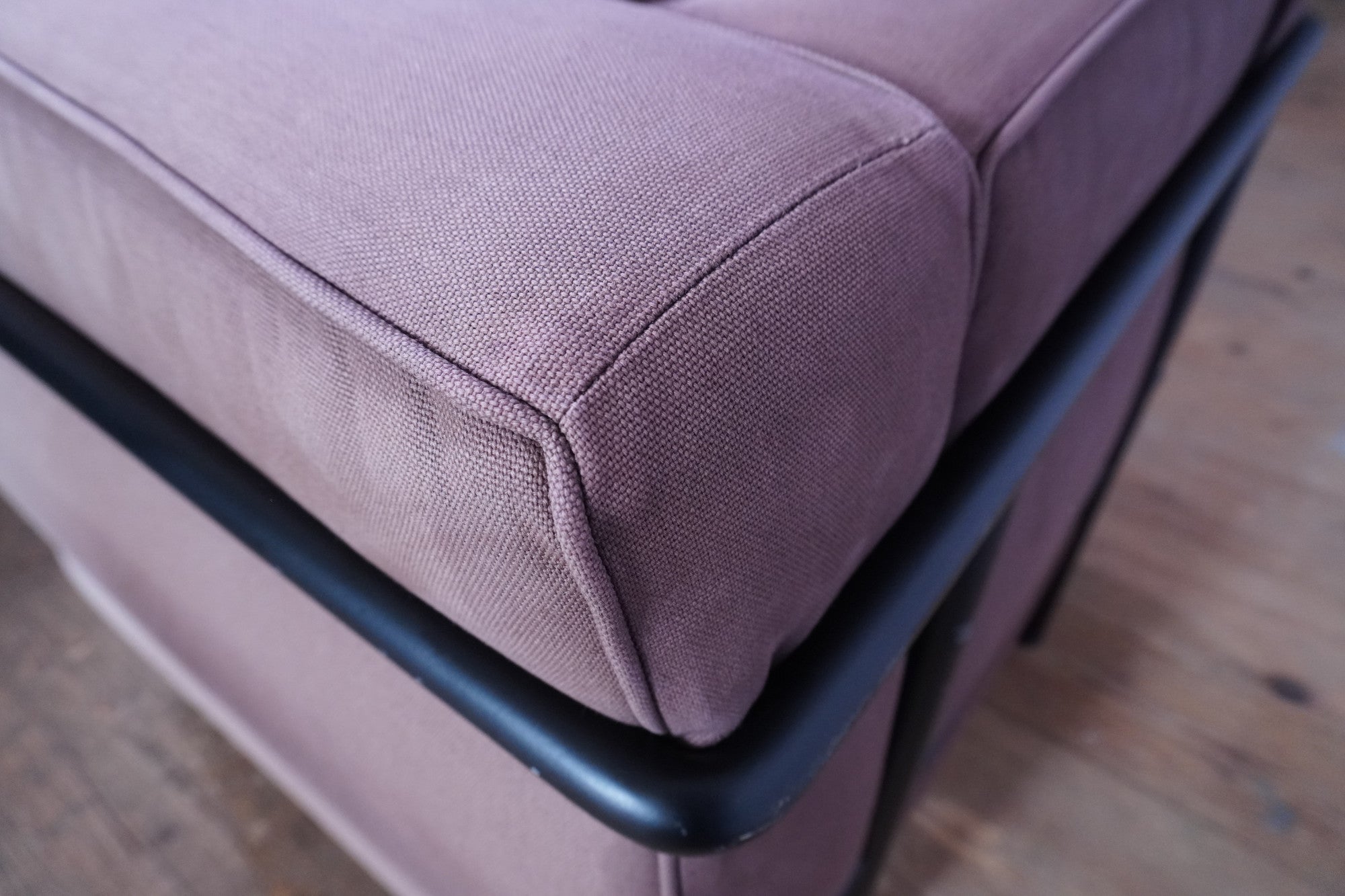 Cassina LC2 Sessel Le Corbusier Leder Stoff braun