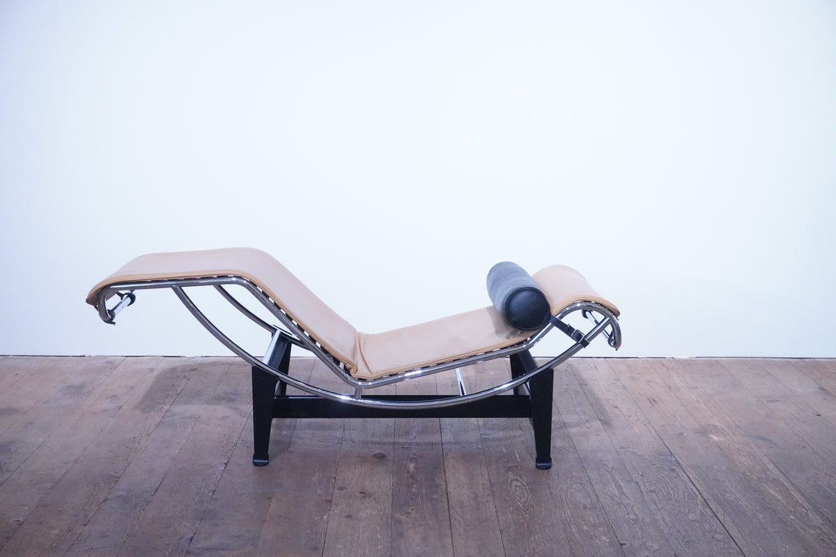 Cassina LC4 Liege Le Corbusier Leder cognac