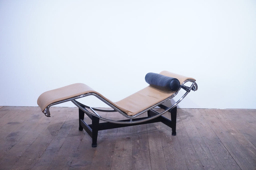 Cassina LC4 Liege Le Corbusier Leder cognac
