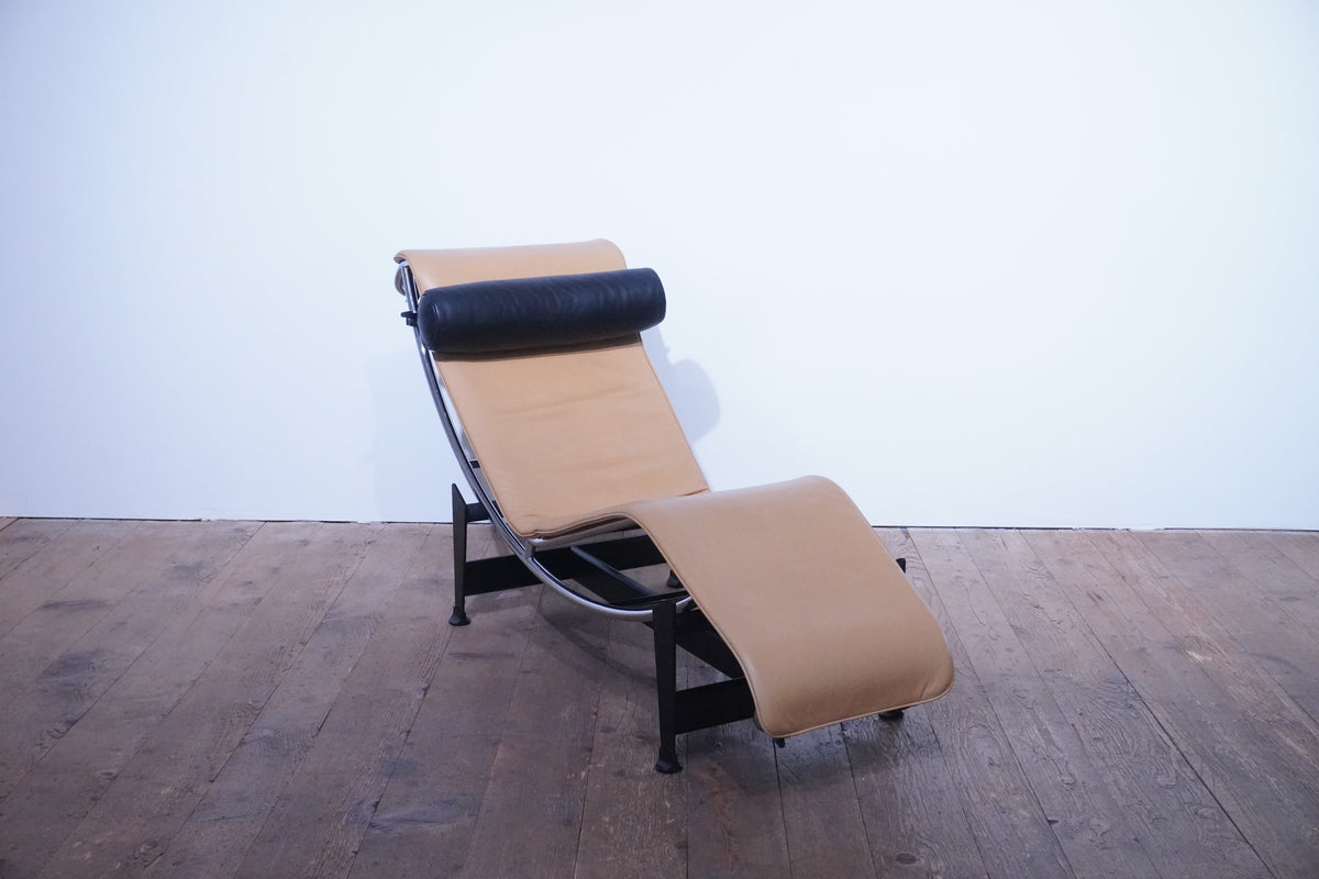 Cassina LC4 Liege Le Corbusier Leder cognac