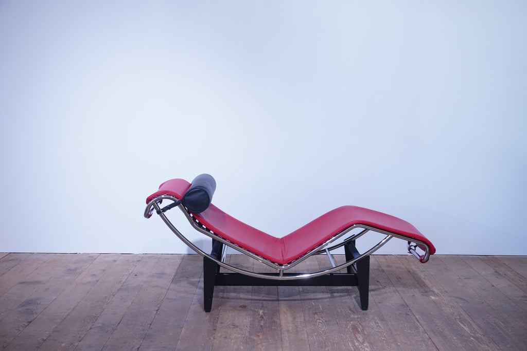 Cassina LC4 Liege Le Corbusier Leder rot