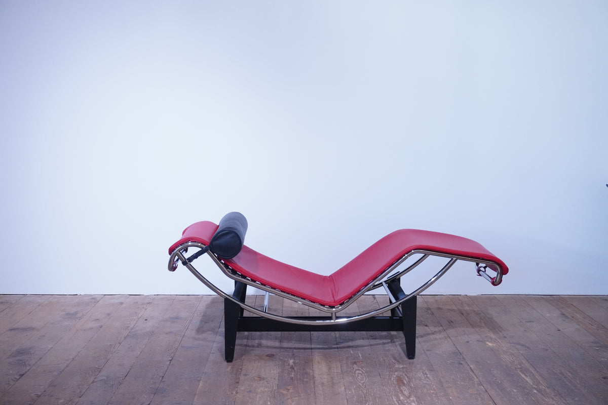 Cassina LC4 Liege Le Corbusier Leder rot
