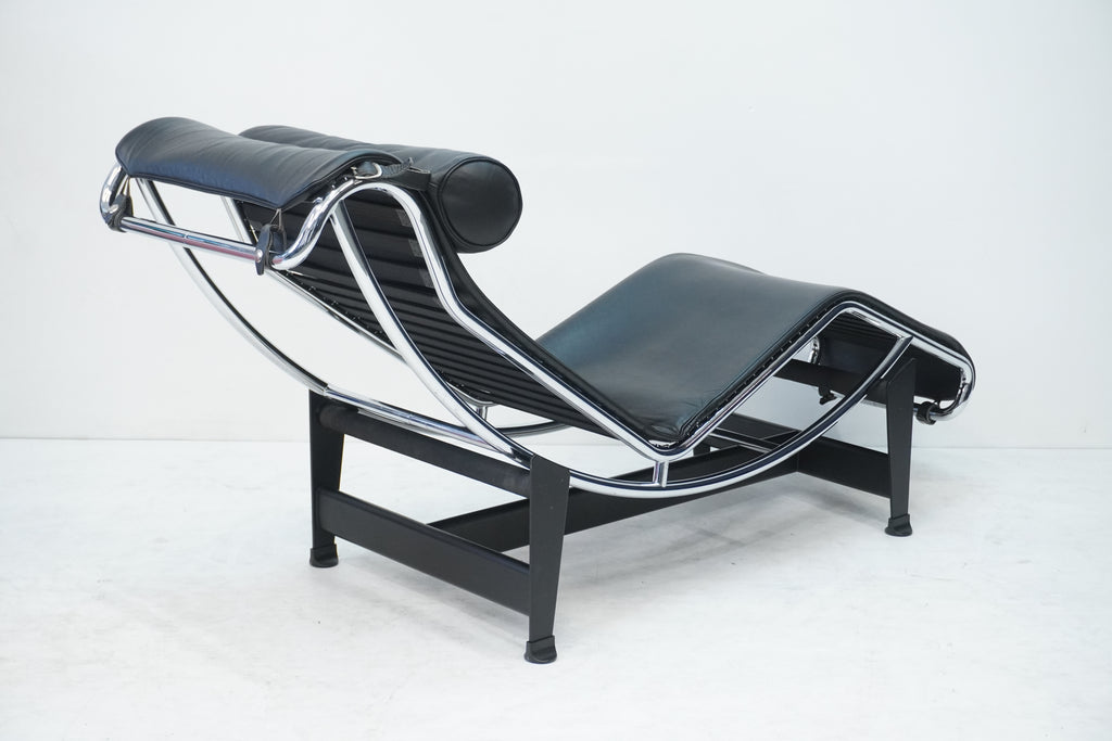 Cassina LC4 Liege Le Corbusier Leder schwarz