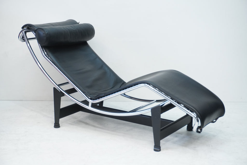 Cassina LC4 Liege Le Corbusier Leder schwarz
