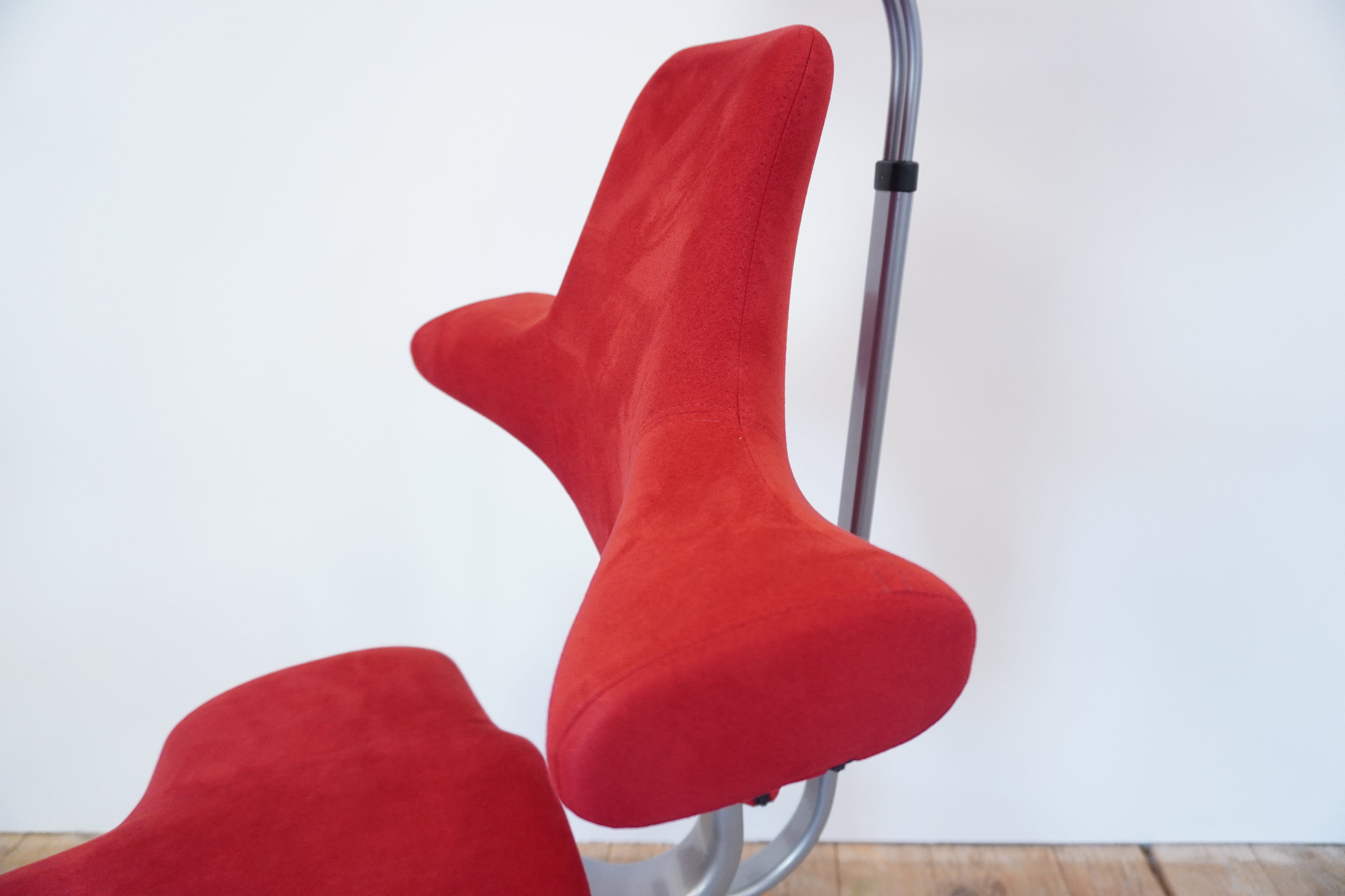HAG Capisco 8107 Microfaser rot