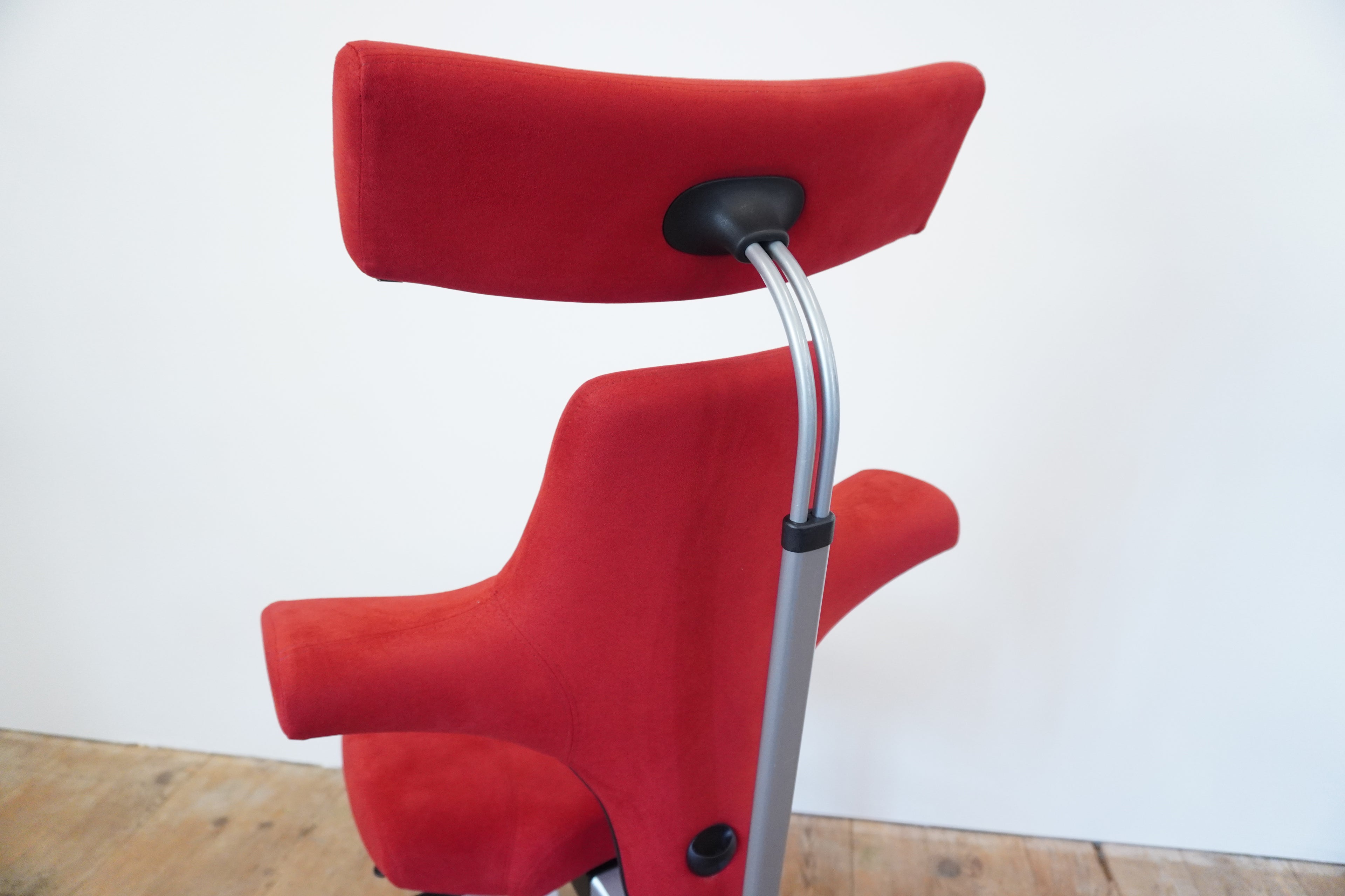HAG Capisco 8107 Microfaser rot