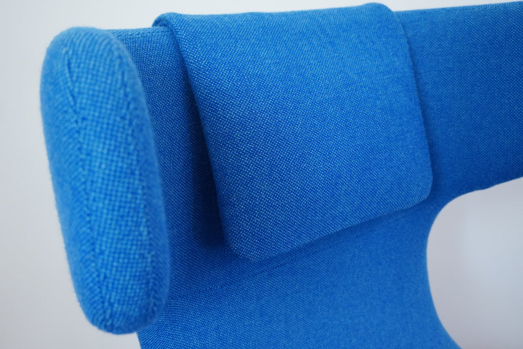Vitra Grand Repos mit Ottomane Stoff blau