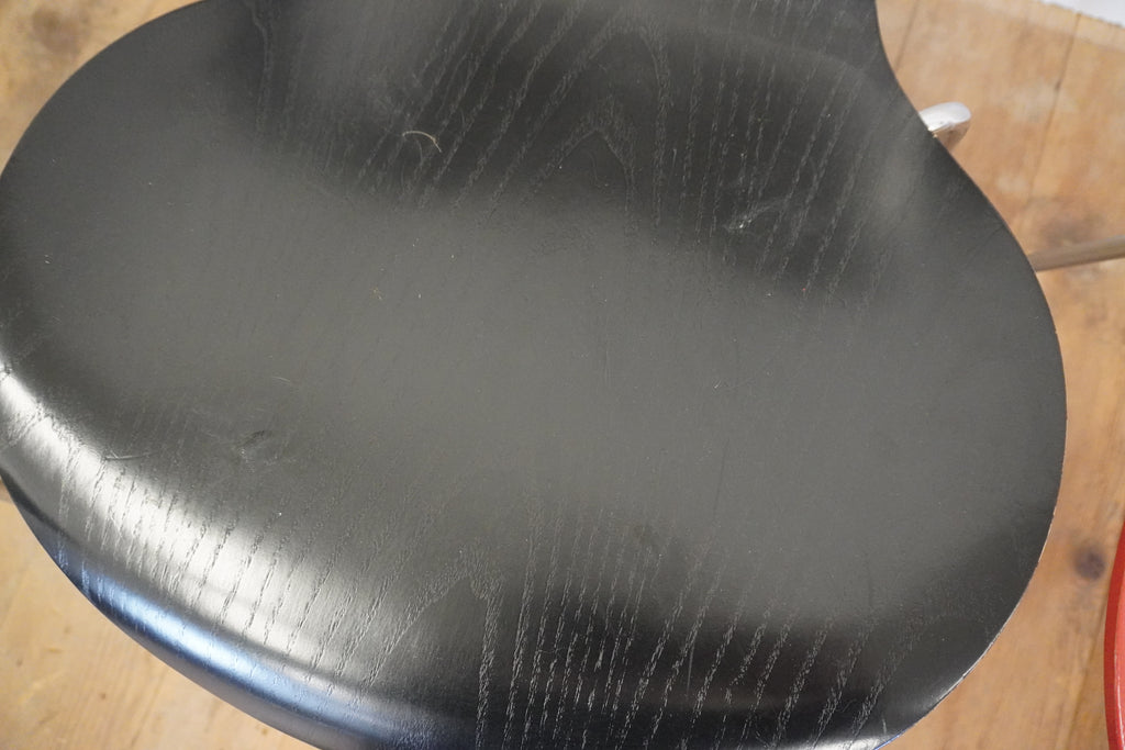 Fritz Hansen Serie 7 schwarz 3107 Arne Jacobsen