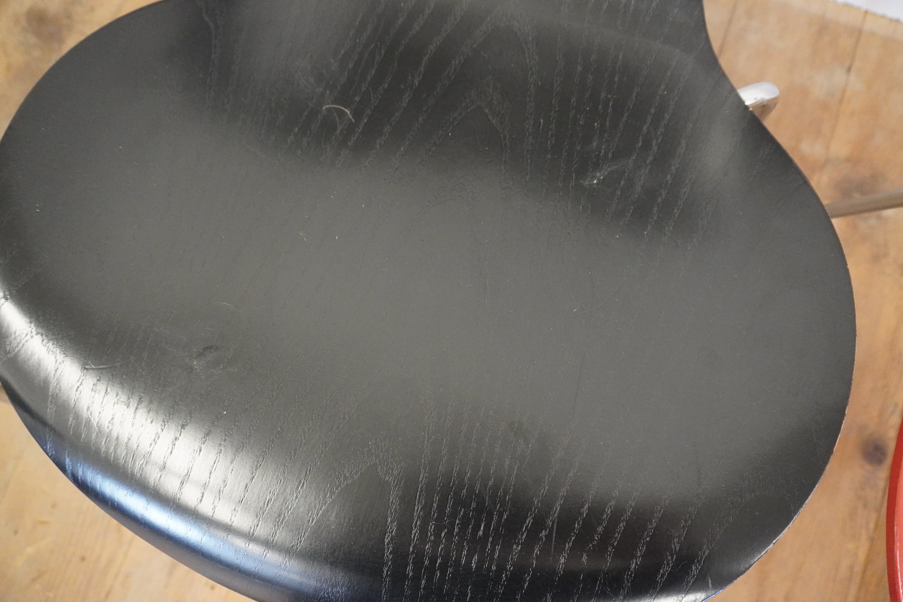 Fritz Hansen Serie 7 schwarz 3107 Arne Jacobsen