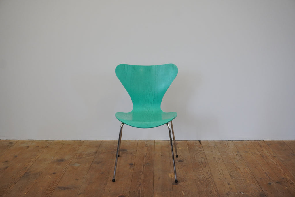 Fritz Hansen Serie 7 türkis 3107 Arne Jacobsen