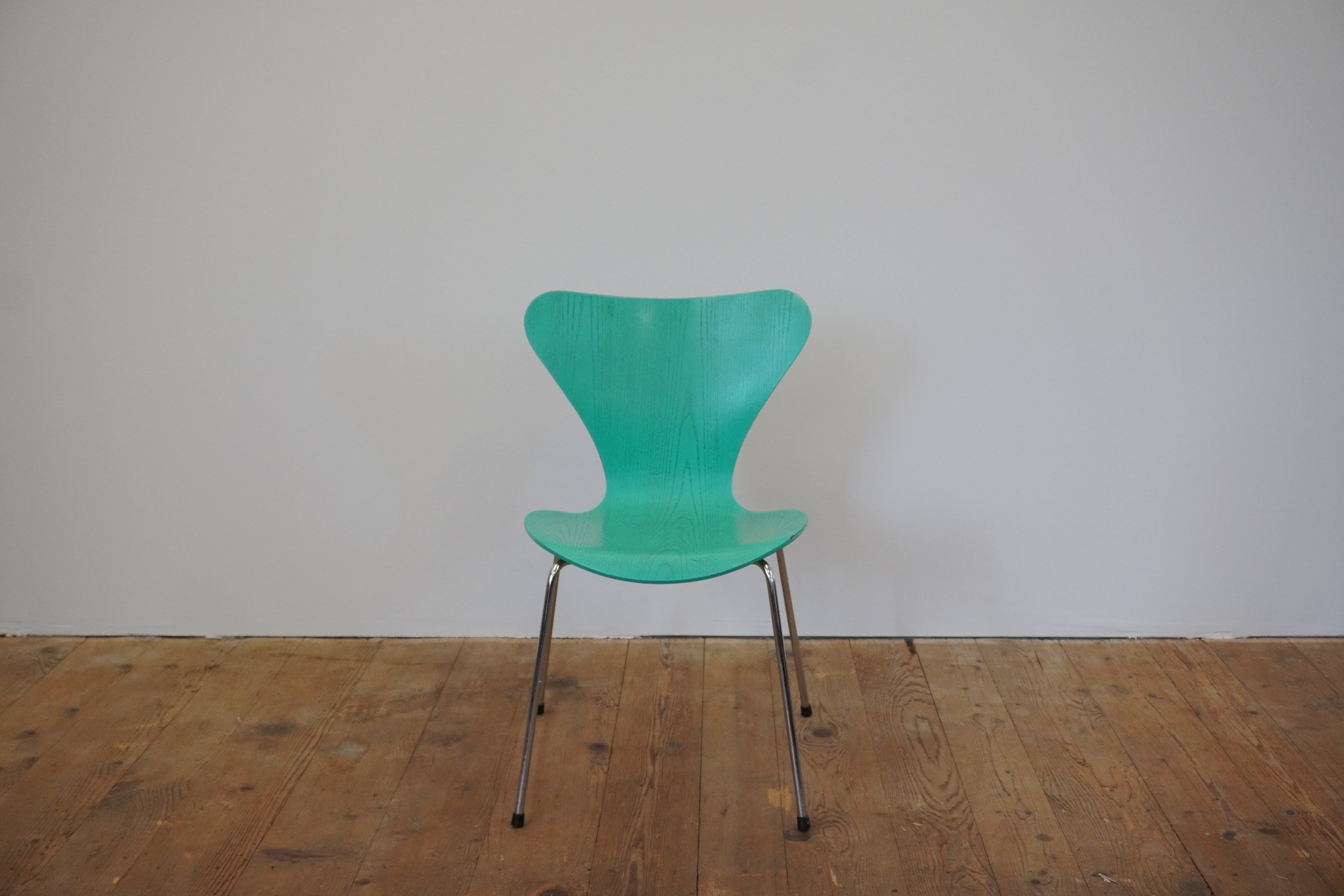 Fritz Hansen Serie 7 türkis 3107 Arne Jacobsen