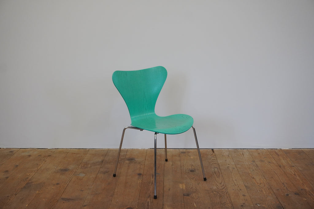 Fritz Hansen Serie 7 türkis 3107 Arne Jacobsen