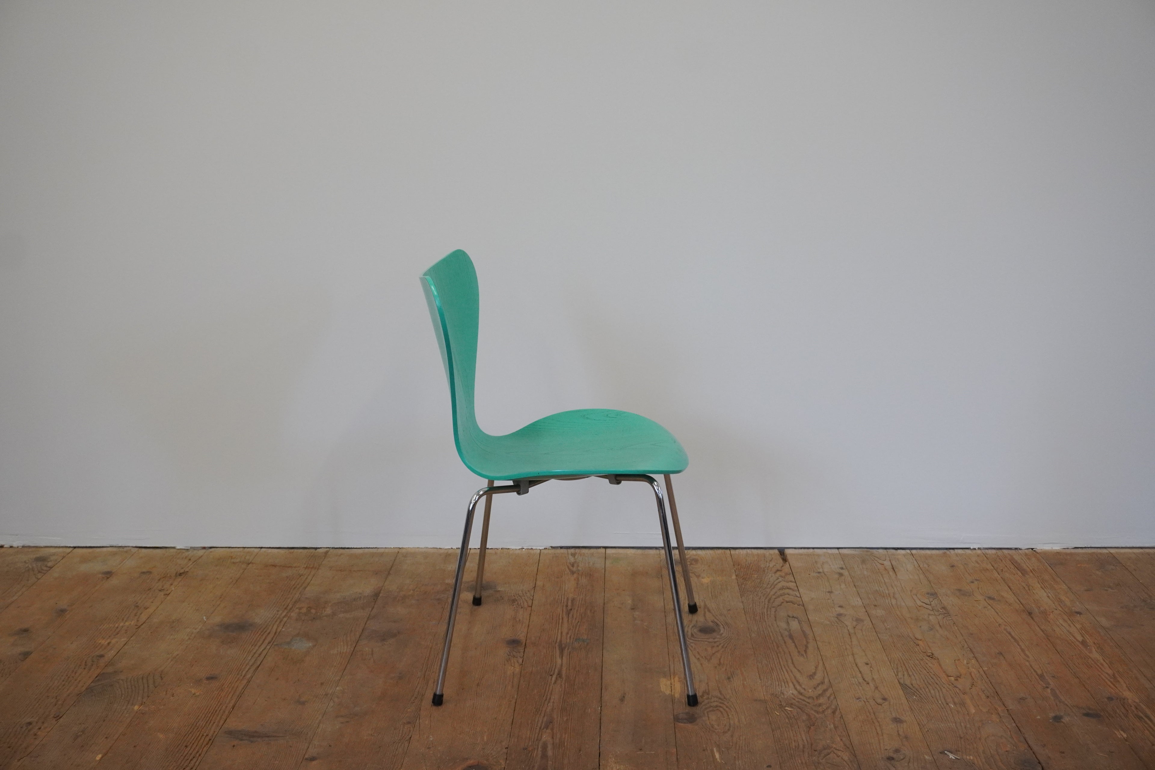 Fritz Hansen Serie 7 türkis 3107 Arne Jacobsen