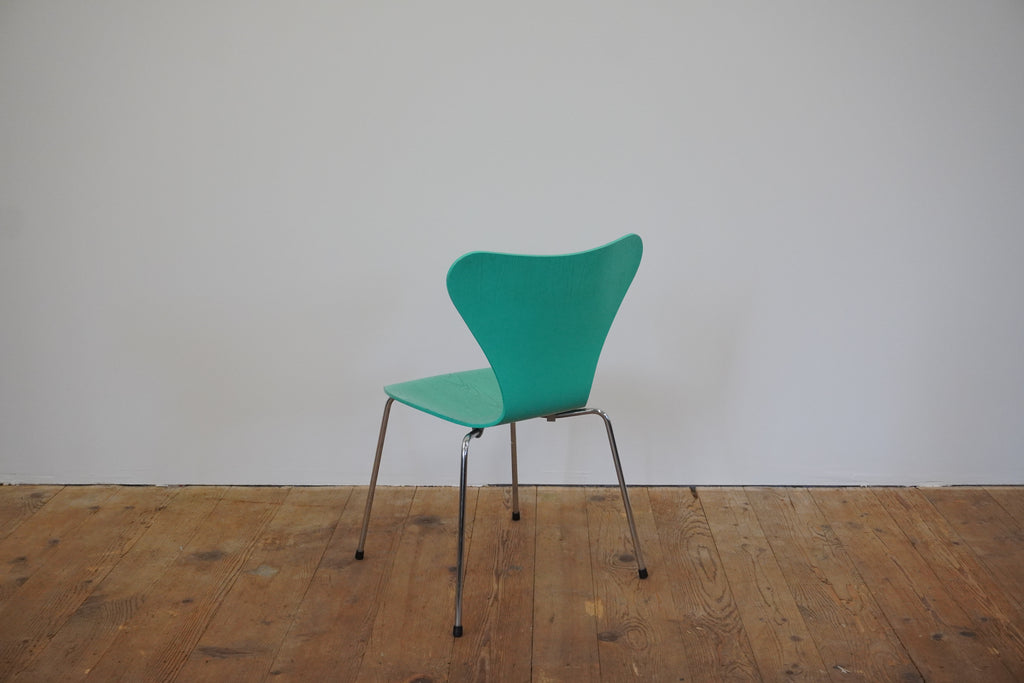 Fritz Hansen Serie 7 türkis 3107 Arne Jacobsen