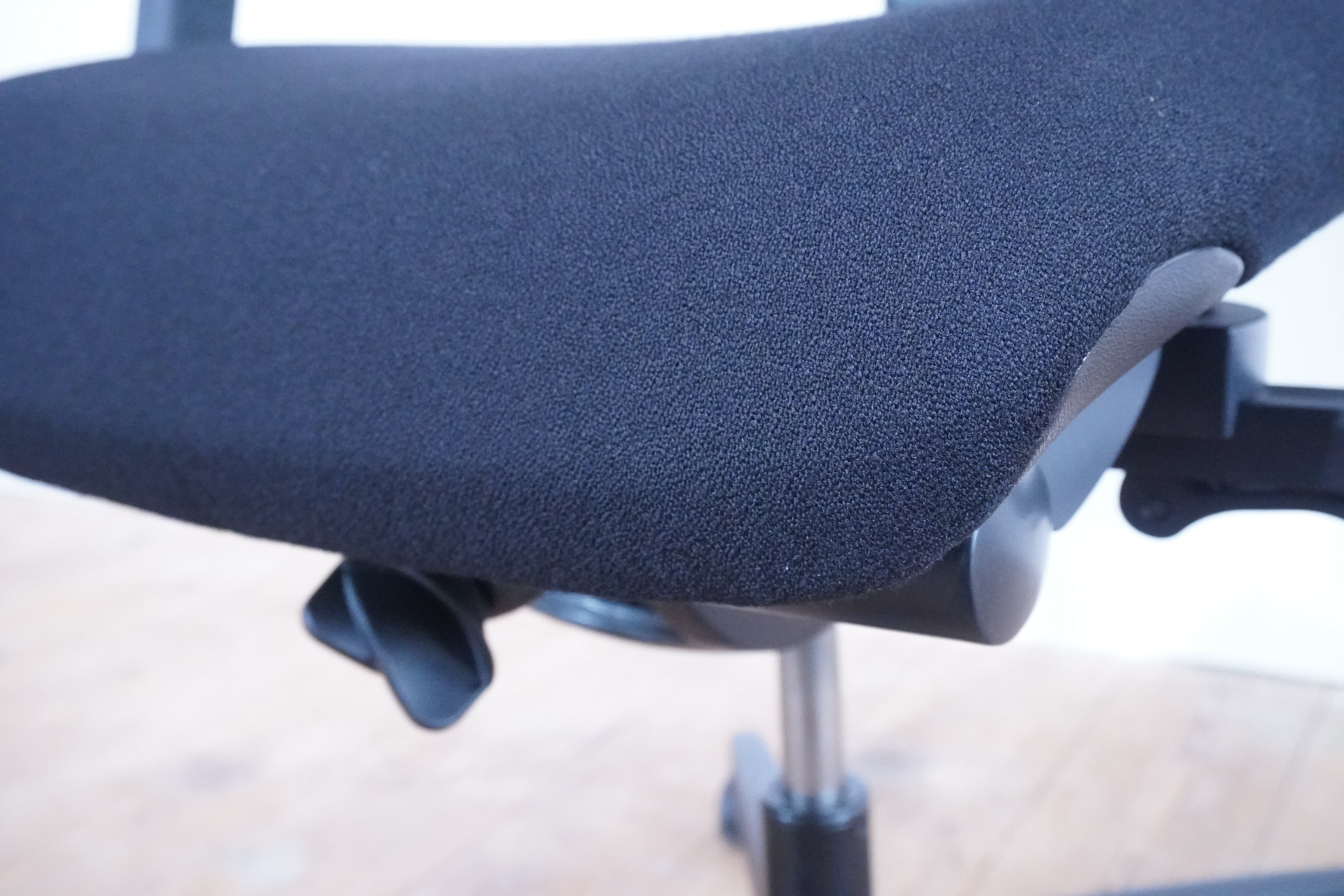 Giroflex Bürostuhl Modell 545 Stoff schwarz