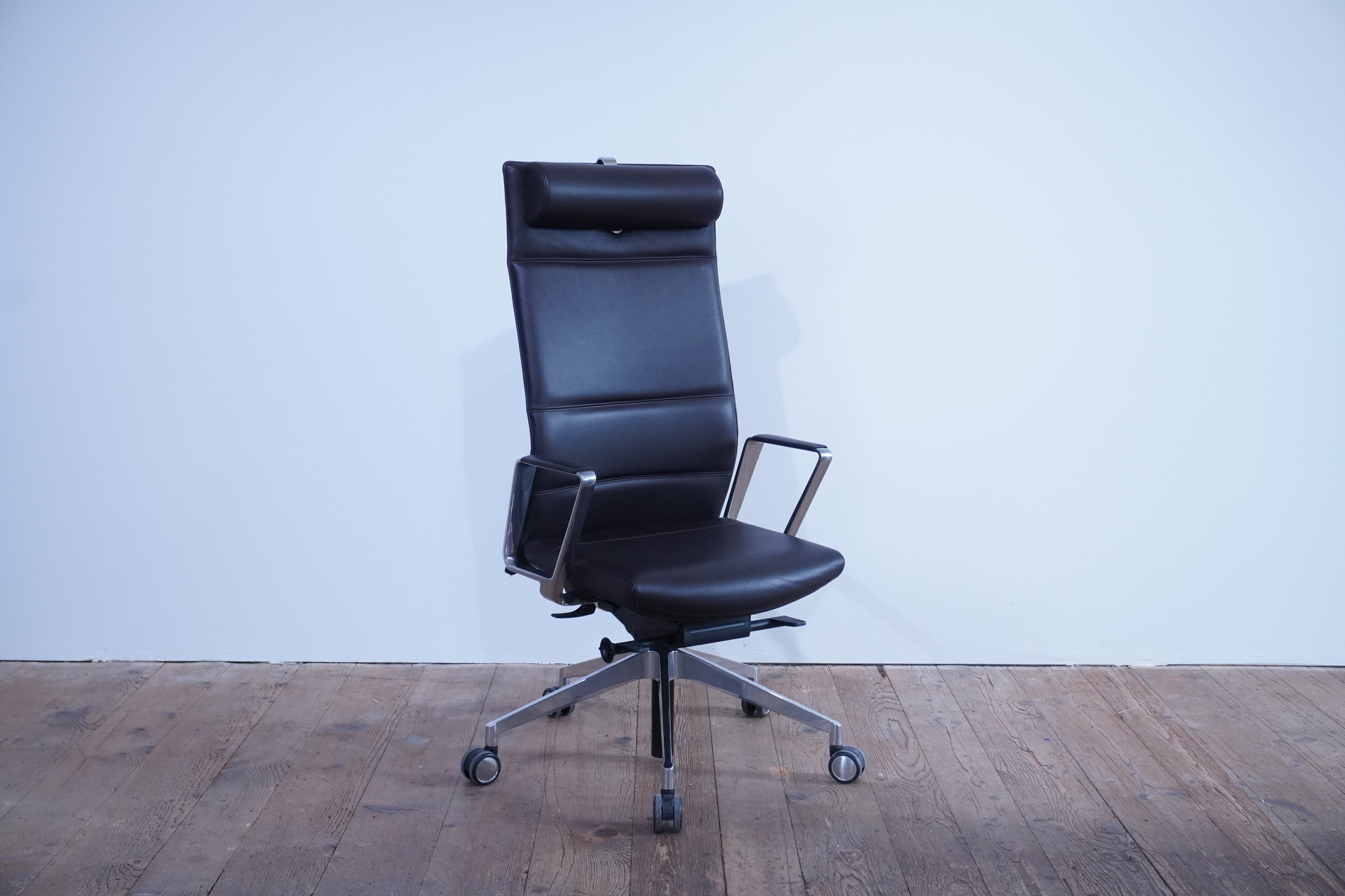 Girsberger Bürostuhl Diagon Executive Leder braun