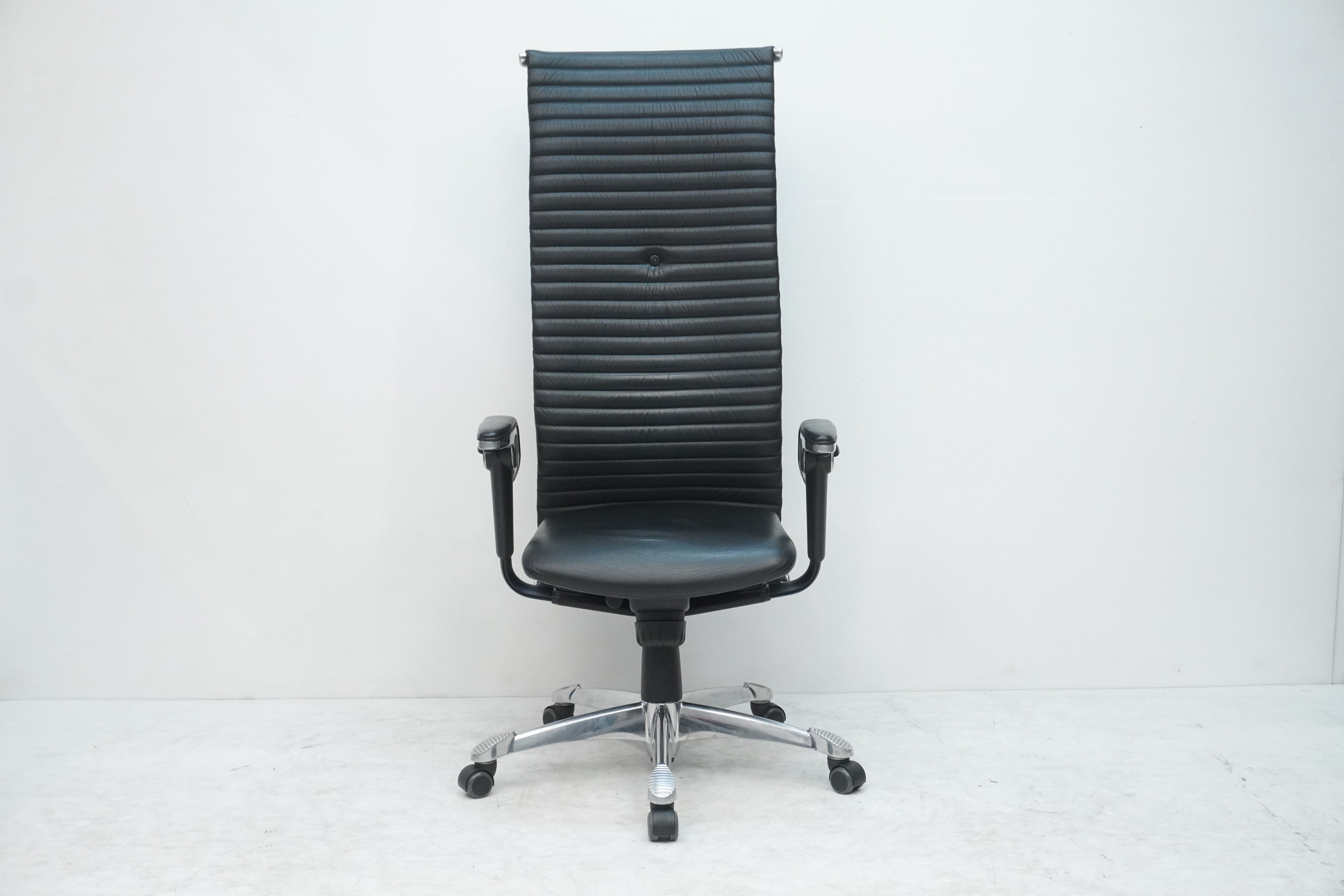HAG Executive Excellence 9330 Chefsessel Bürostuhl