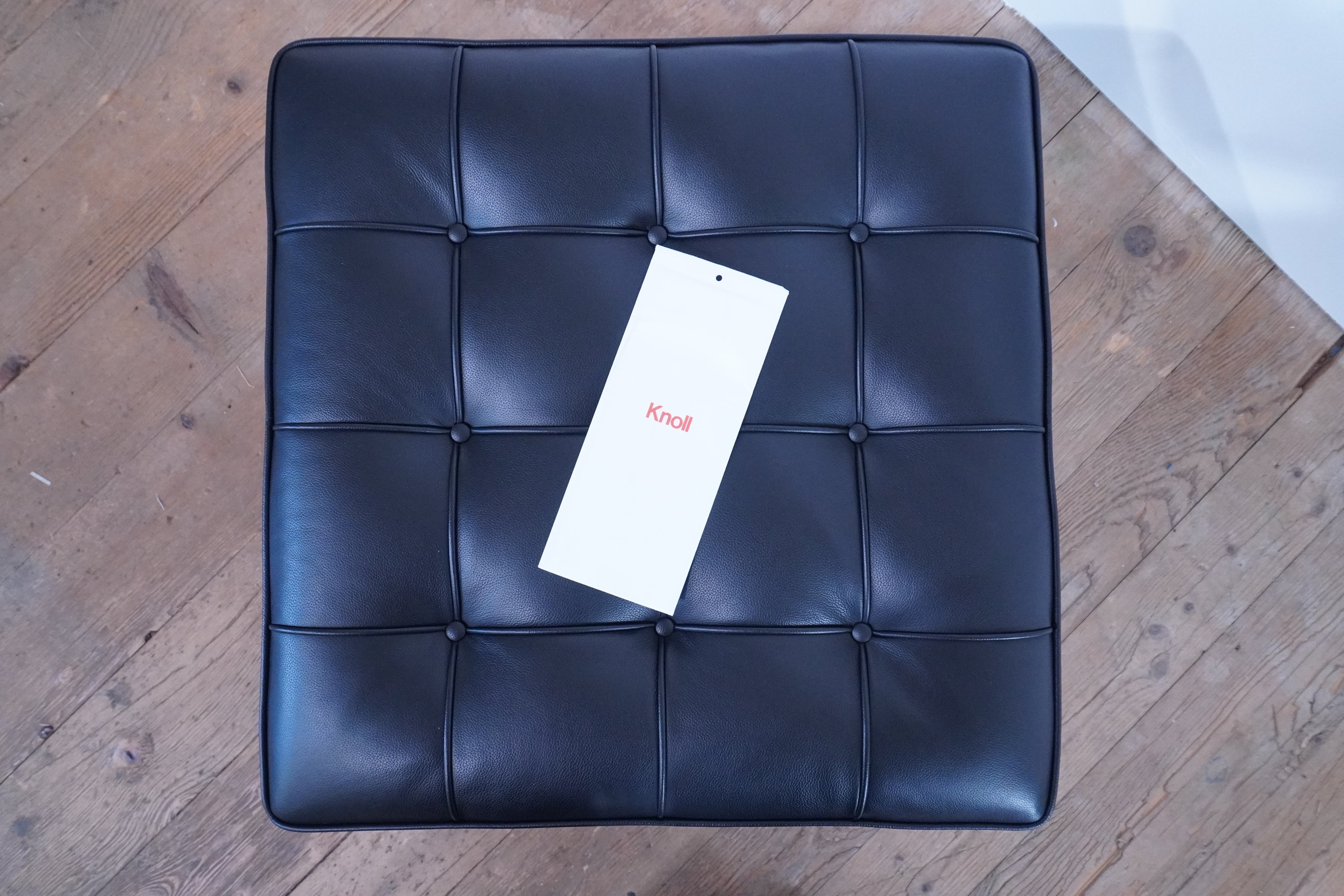 Knoll International Barcelona Ottoman