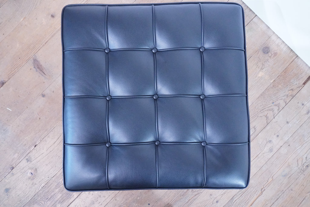 Knoll International Barcelona Ottoman